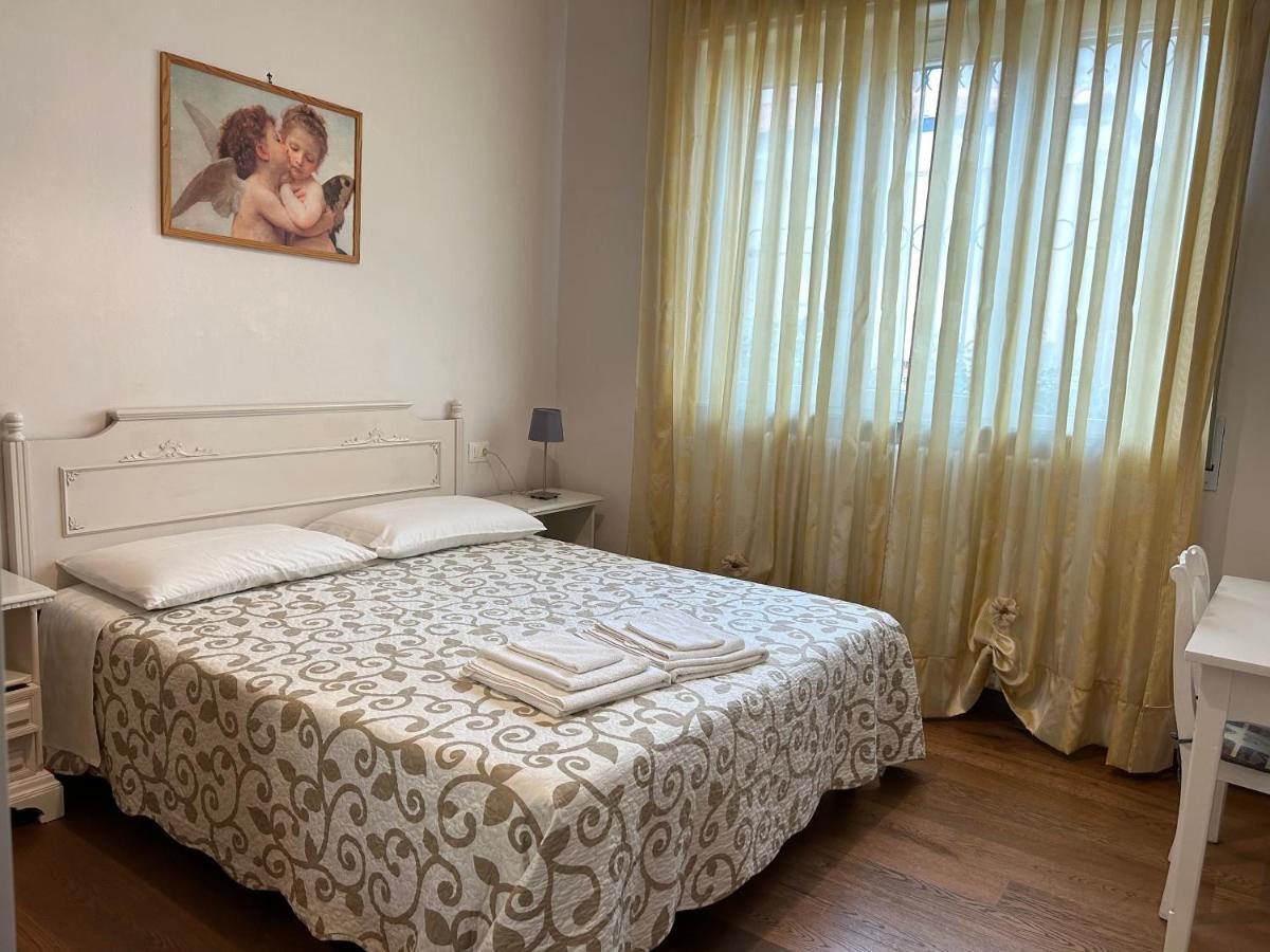 Casa Vacanze Diana В'яреджо Екстер'єр фото